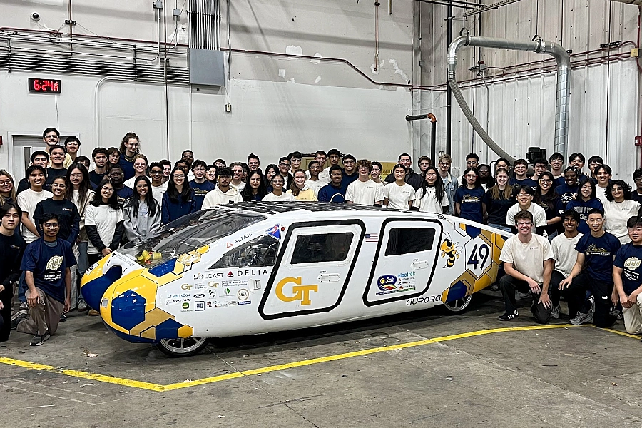 Alimentare le corse solari al Georgia Tech